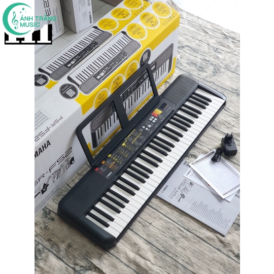 Yamaha PSR F52