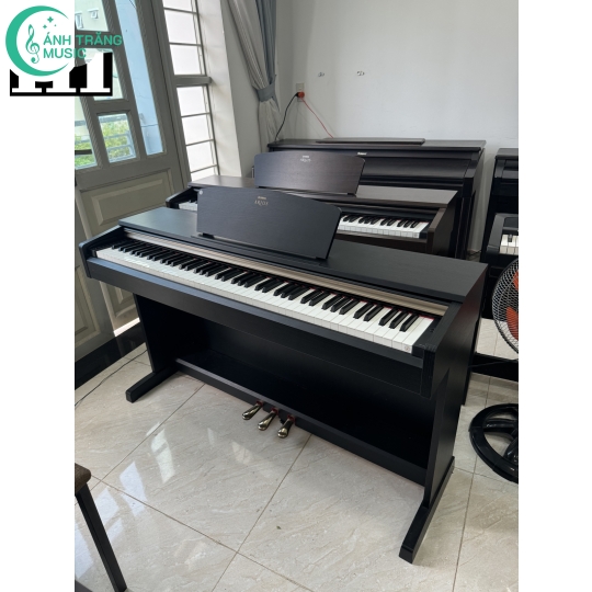 Yamaha YDP-161 B